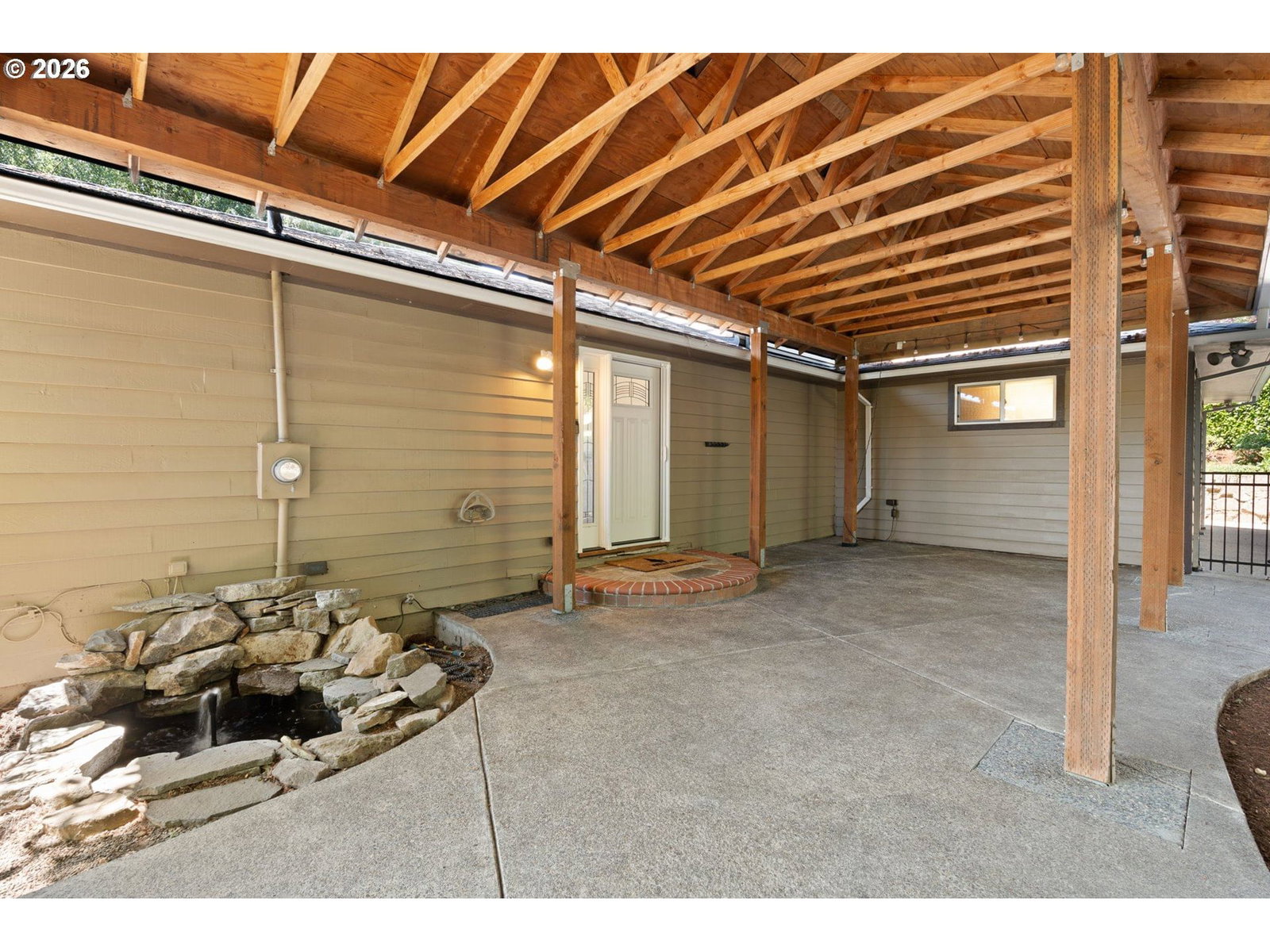 Listing photo 4 of 48, 3805 SE LAKE RD, Milwaukie, OR, 97222