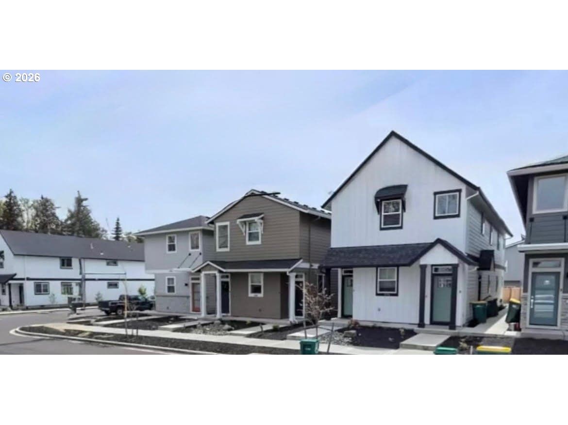 Listing photo 1 of 2