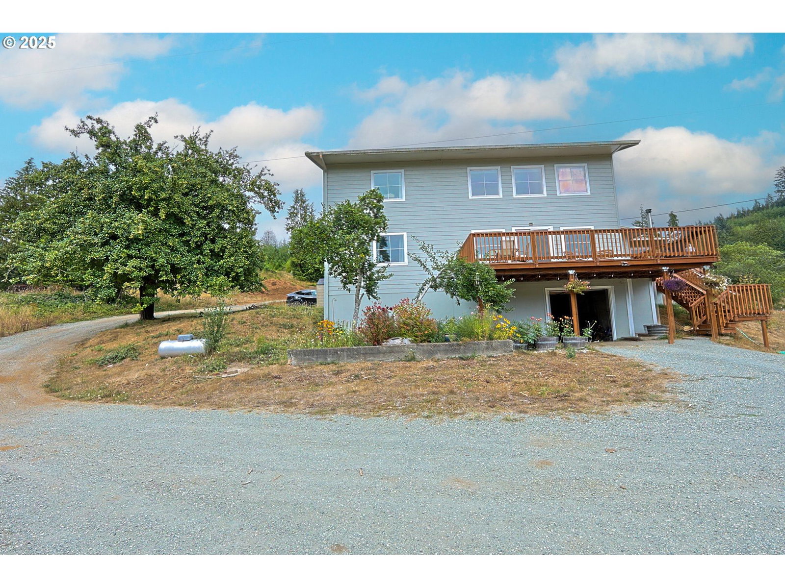 Listing photo 4 of 48, 58894 OLD RAILROAD GRADE RD, Coquille, OR, 97423