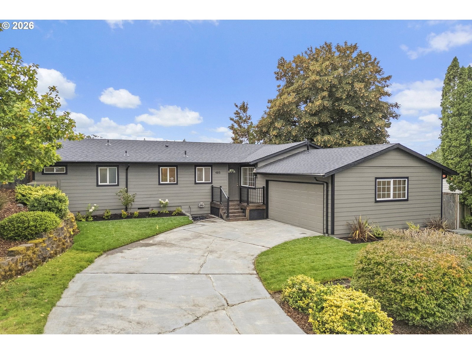 485 SE CENTURION AVE