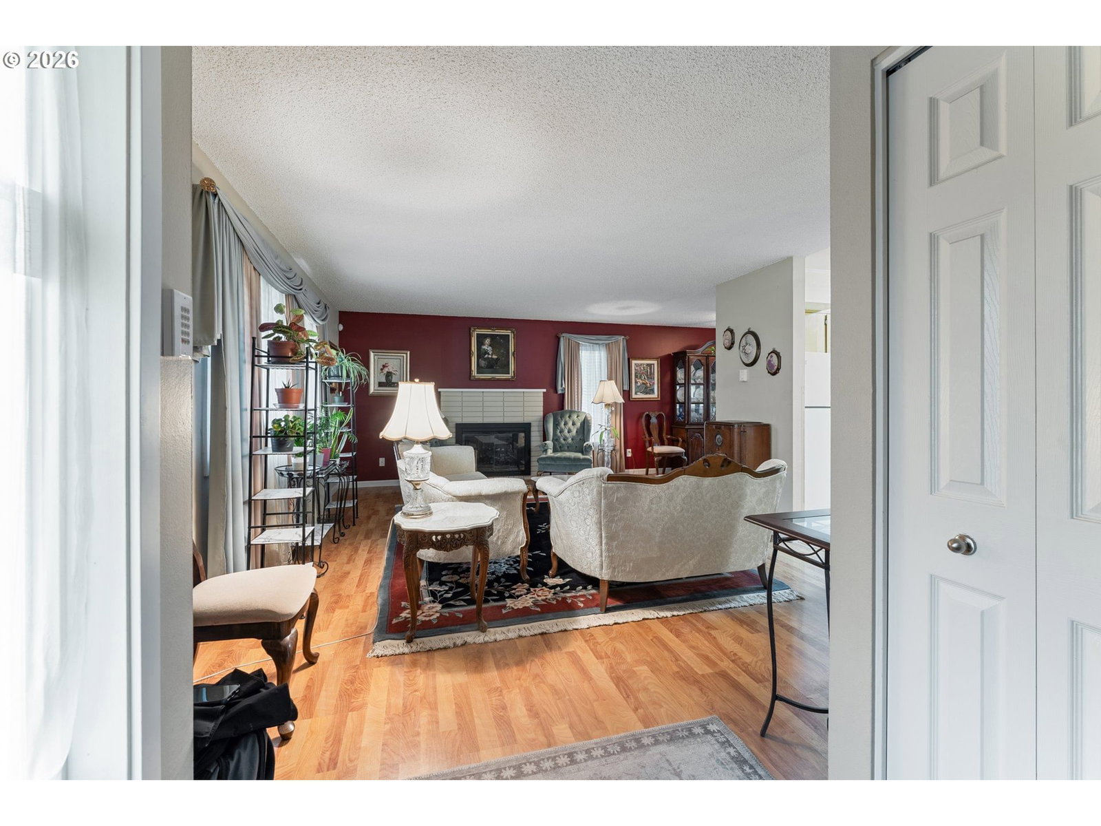 Listing photo 4 of 26, 11341 SW SPRINGWOOD DR, Portland, OR, 97223