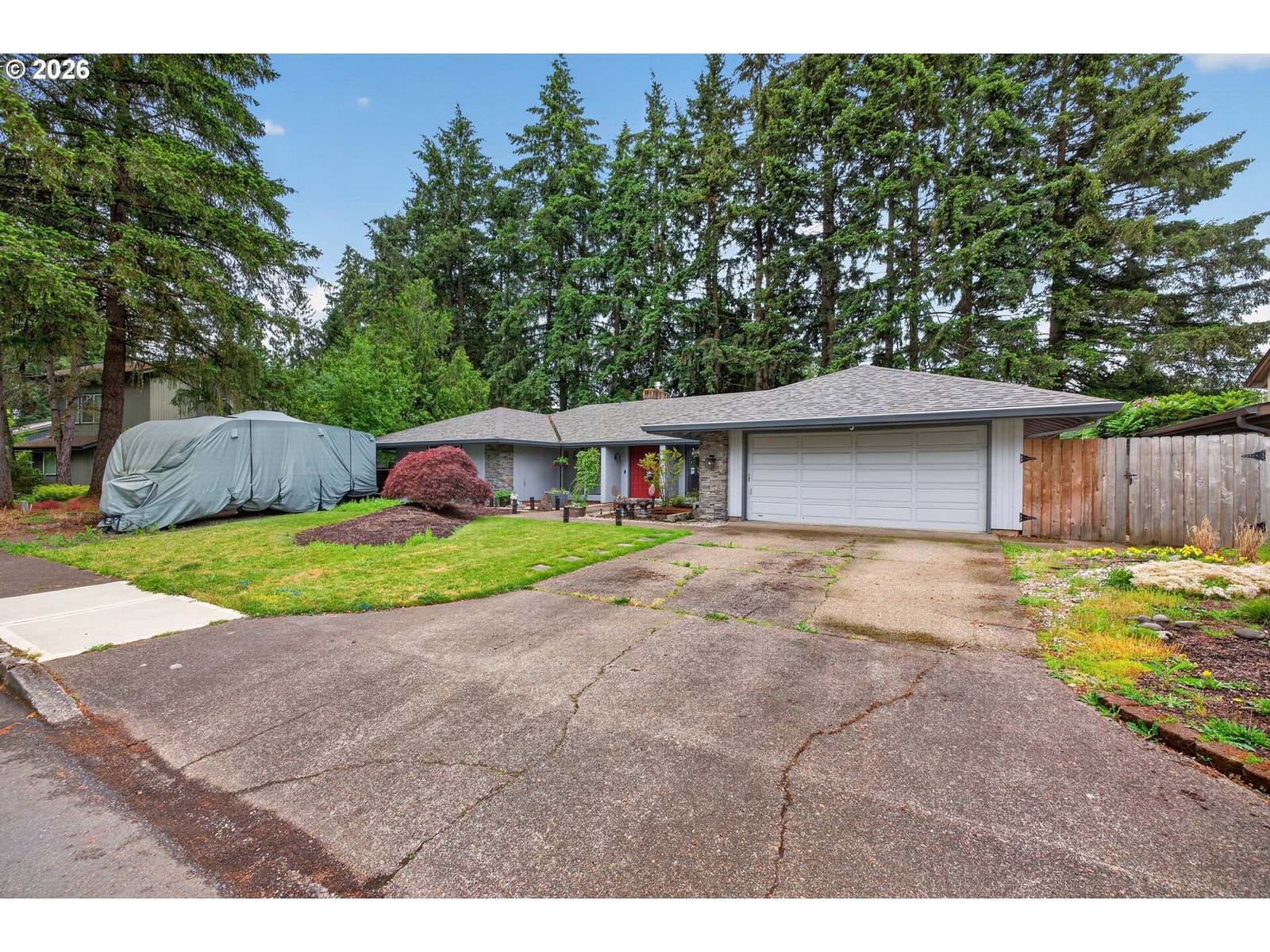Listing photo 4 of 48, 2264 SE SINGING WOODS DR, Hillsboro, OR, 97123
