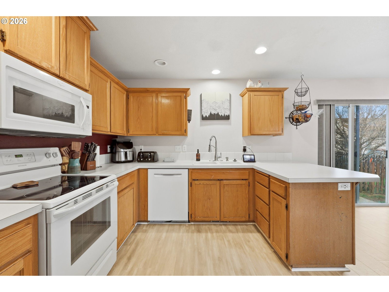 Listing photo 5 of 36, 39307 WOODBURY WAY, Sandy, OR, 97055