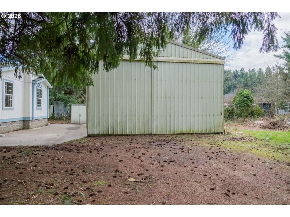 Listing photo 4 of 43, 905 MOUNTAIN VIEW RD, Sweet Home, OR, 97386