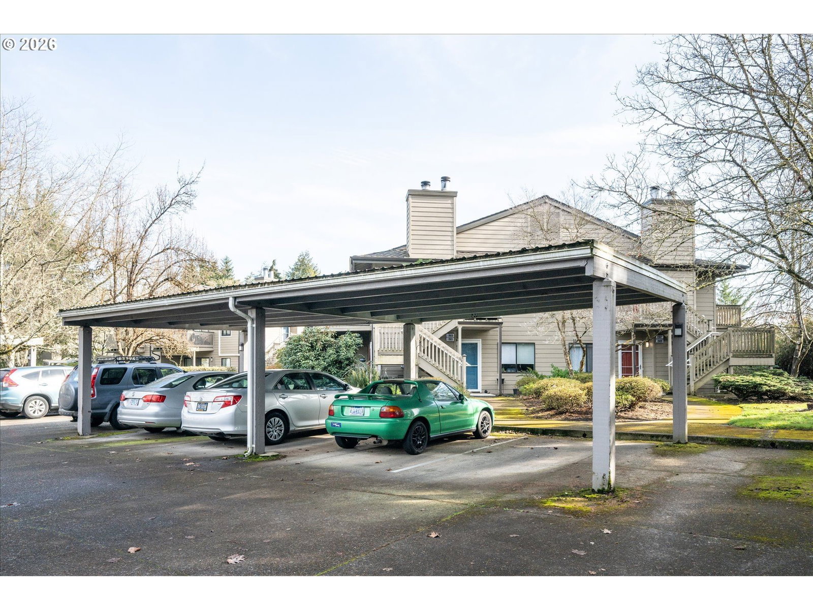 Listing photo 5 of 38, 1927 LAKE ISLE DR, Eugene, OR, 97401