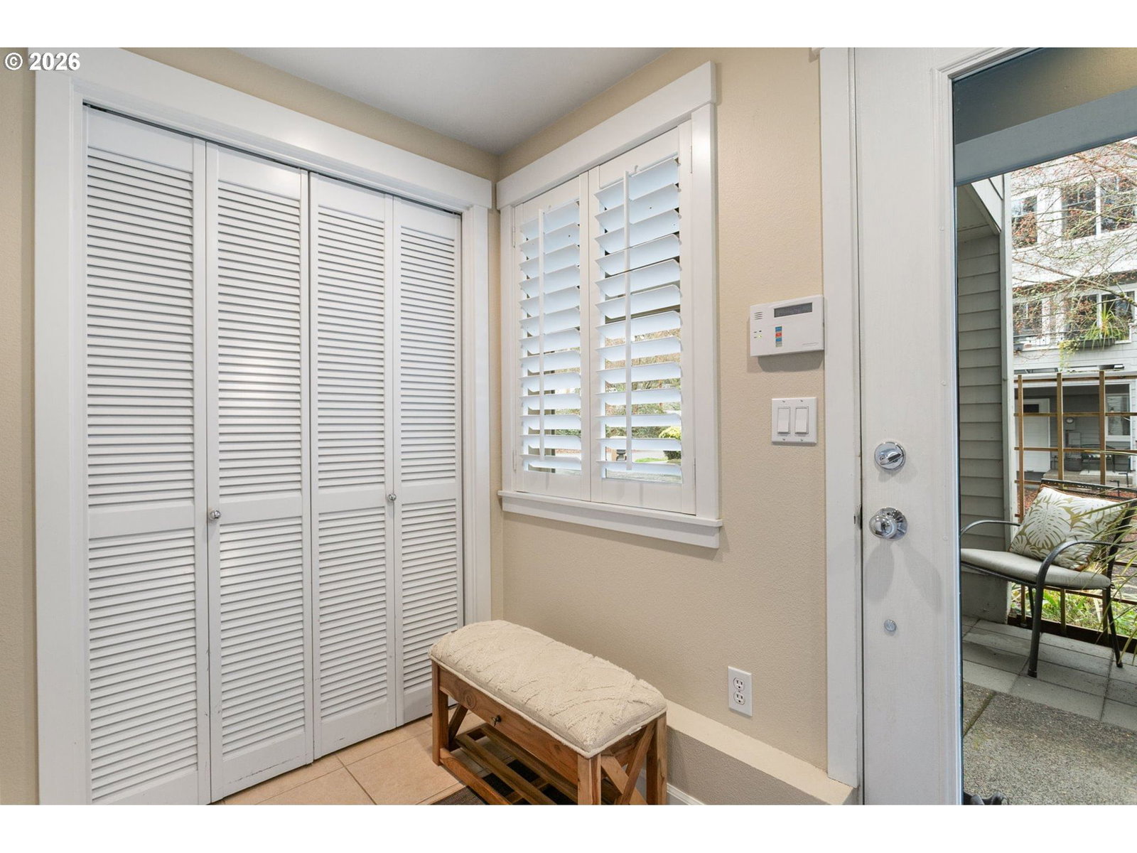 Listing photo 4 of 35, 4520 LOWER DR, Lake Oswego, OR, 97035