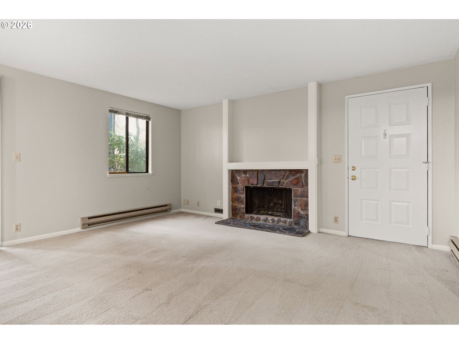 Listing photo 4 of 32, 14720 SW GRAYLING LN, Beaverton, OR, 97007