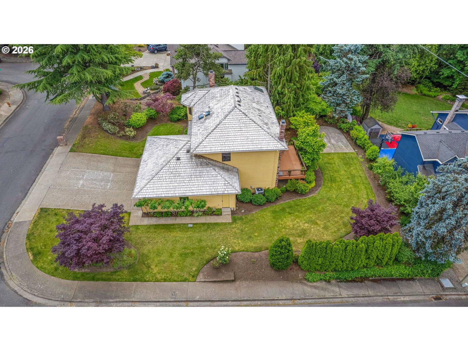 Listing photo 5 of 48, 6401 SW DOLPH DR, Portland, OR, 97219