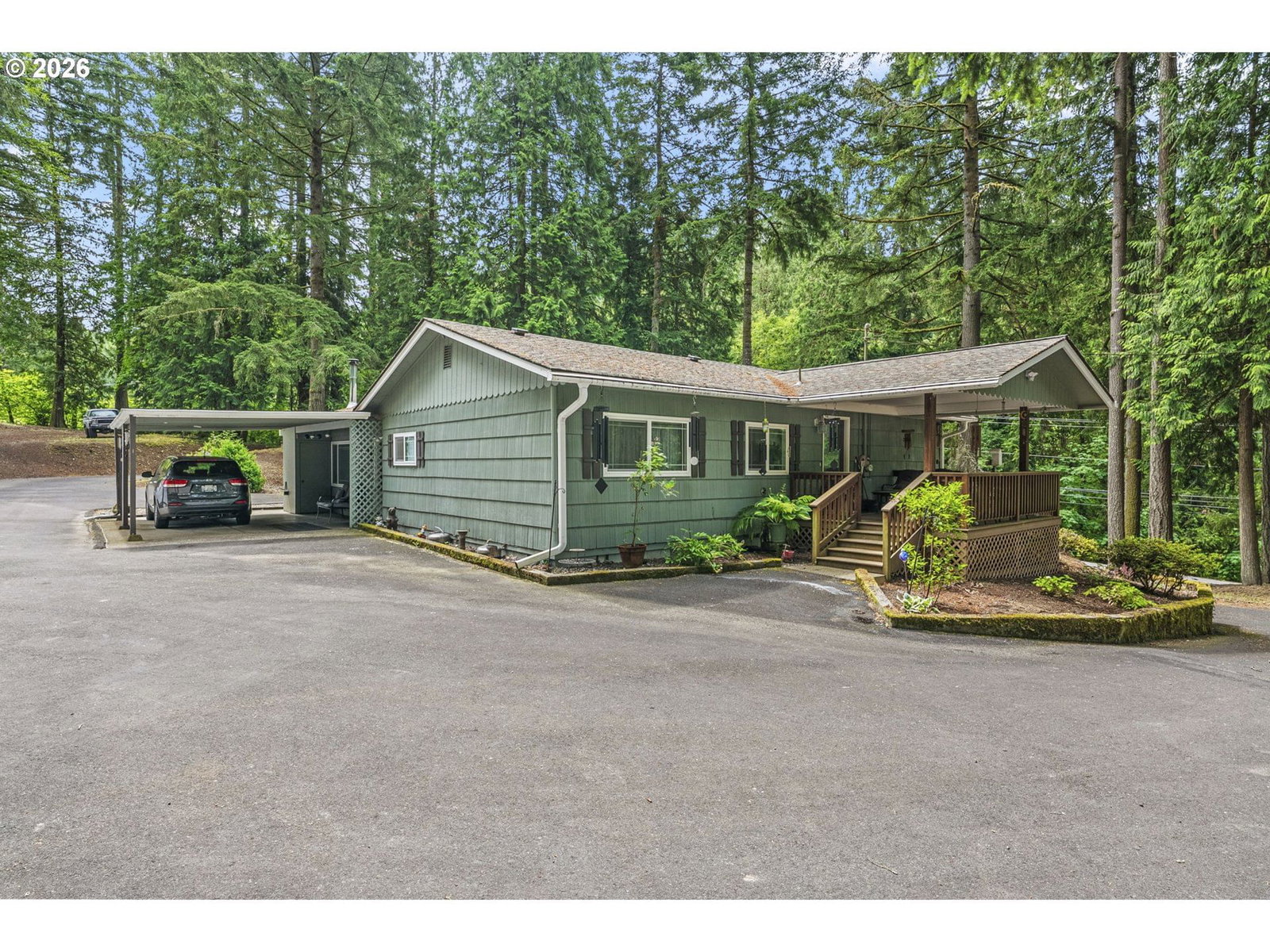 Listing photo 1 of 6