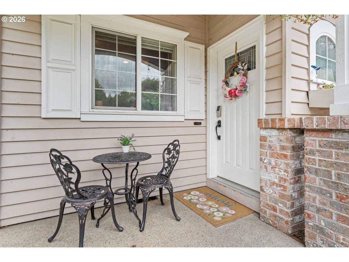 Listing photo 5 of 43, 355 NE SAINT JEAN PL, Hillsboro, OR, 97124