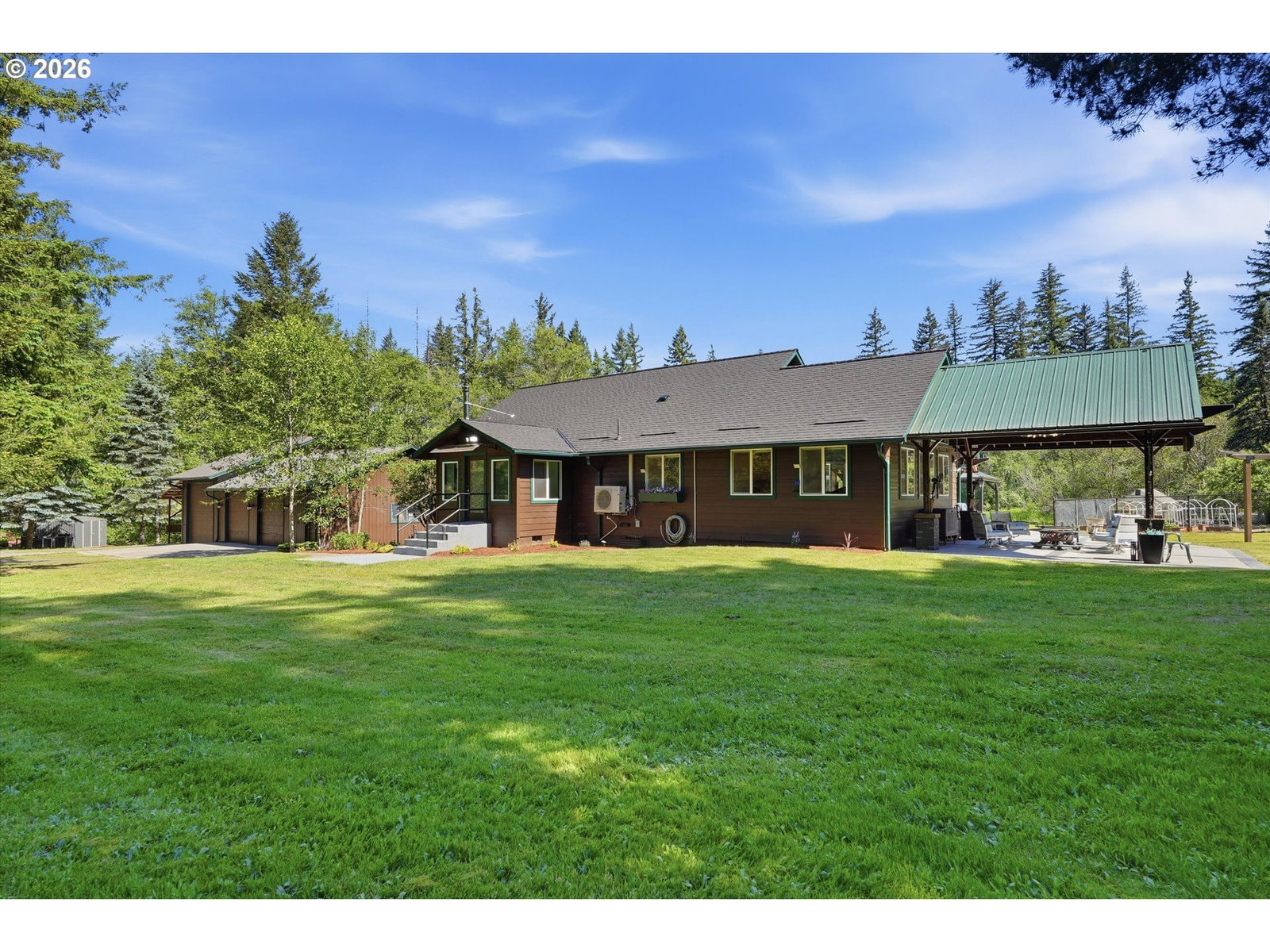 Listing photo 1 of 6