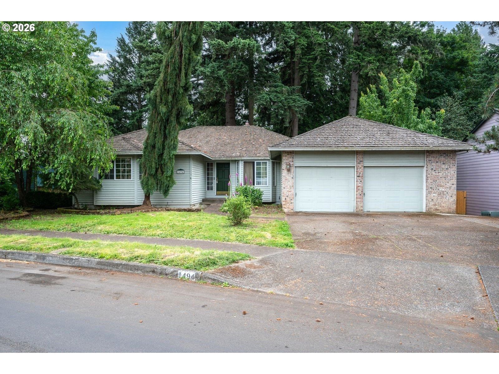Listing photo 1 of 6