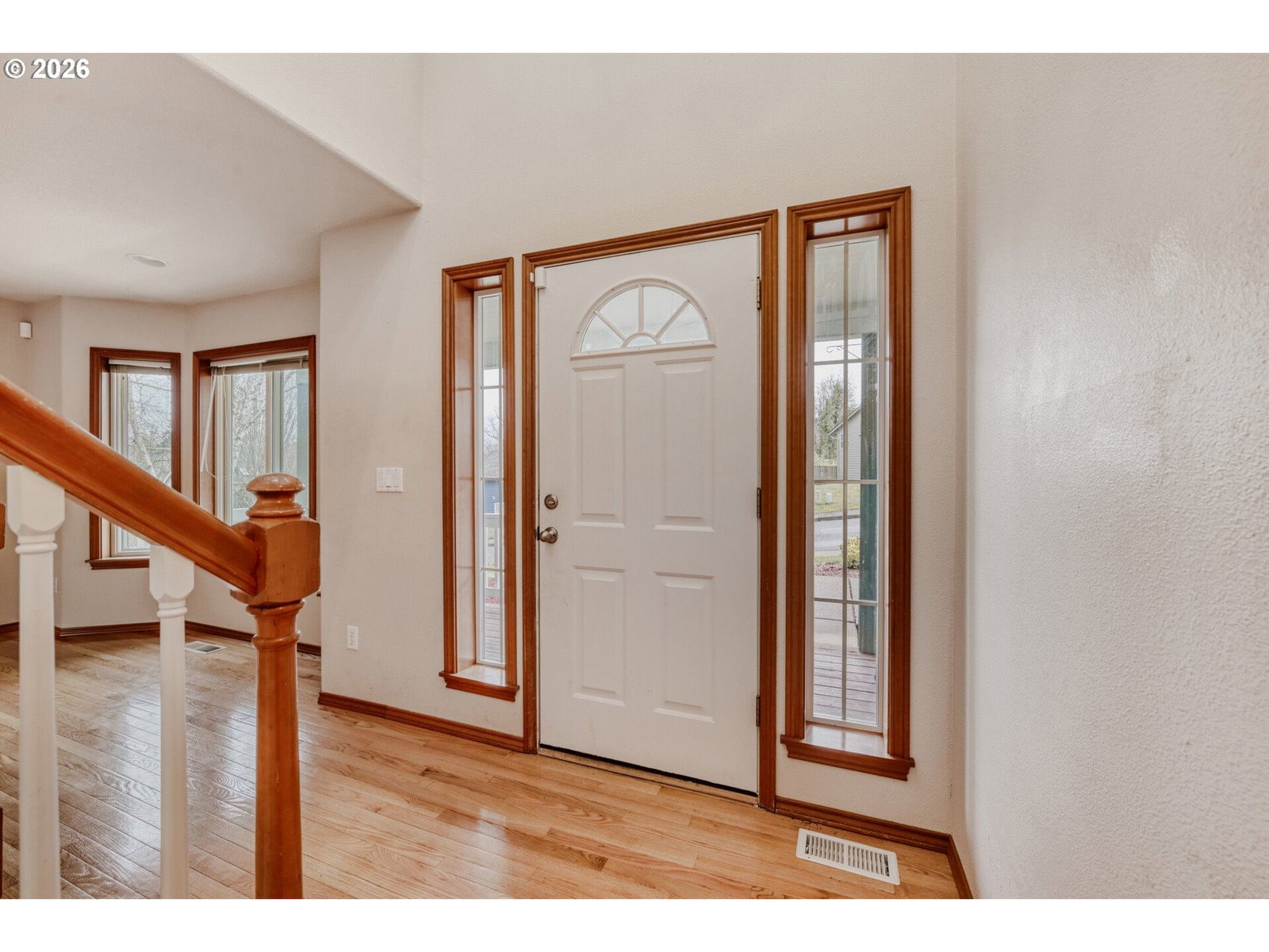 Listing photo 5 of 40, 17441 Wake Robin CIR, Oregon City, OR, 97045