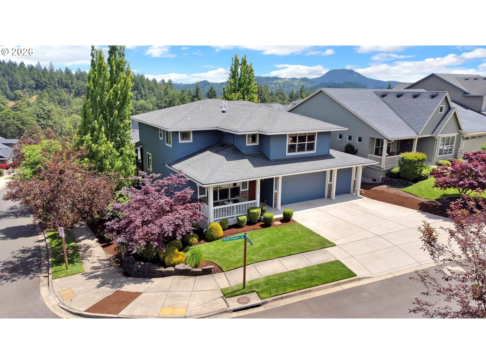 Listing photo 4 of 48, 3510 VISTA HEIGHTS LN, Eugene, OR, 97405