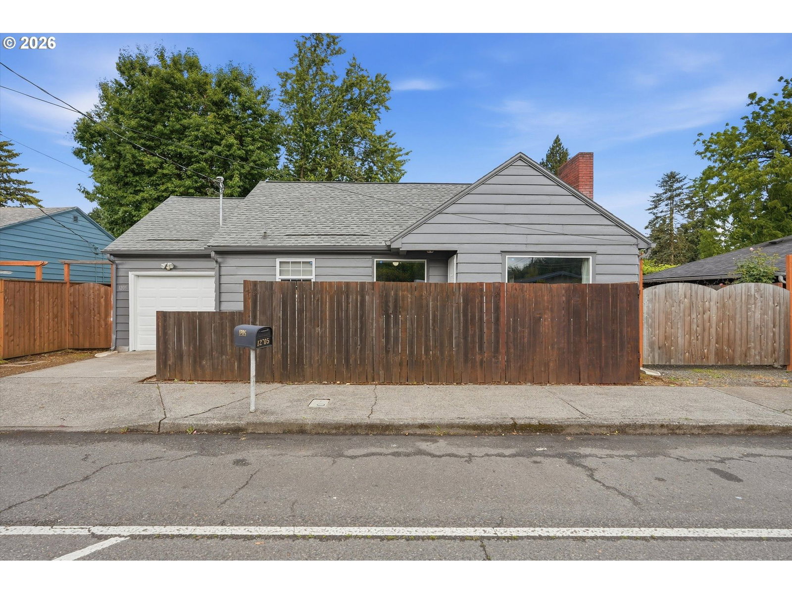Listing photo 4 of 32, 1205 SE 162ND AVE, Portland, OR, 97233