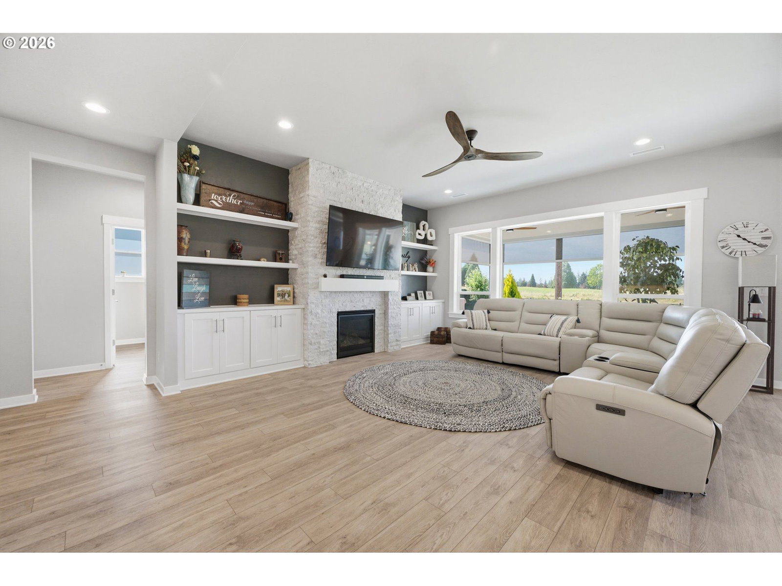 Listing photo 5 of 28, 6302 SE MCINNIS ST, Hillsboro, OR, 97123