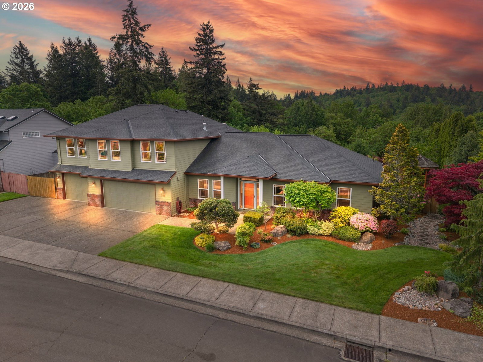 366 SW 37TH CIR