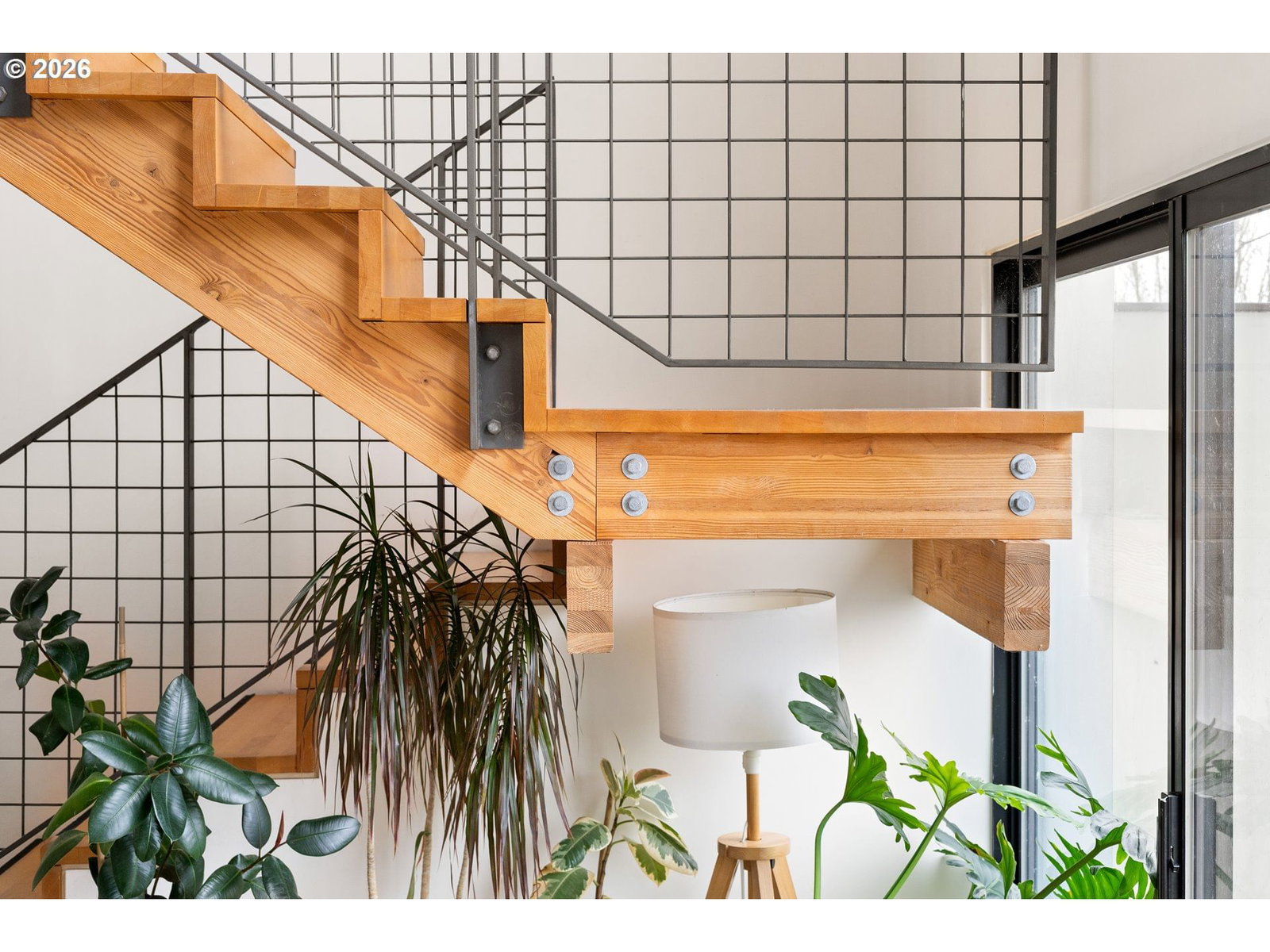 Listing photo 5 of 37, 2373 SE 44TH AVE #302, Portland, OR, 97215