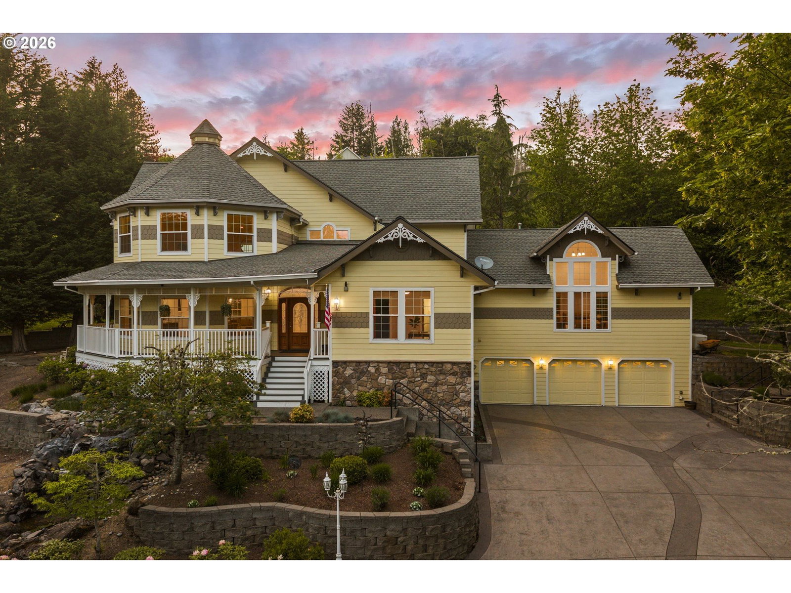 1407 SW WALTERS DR