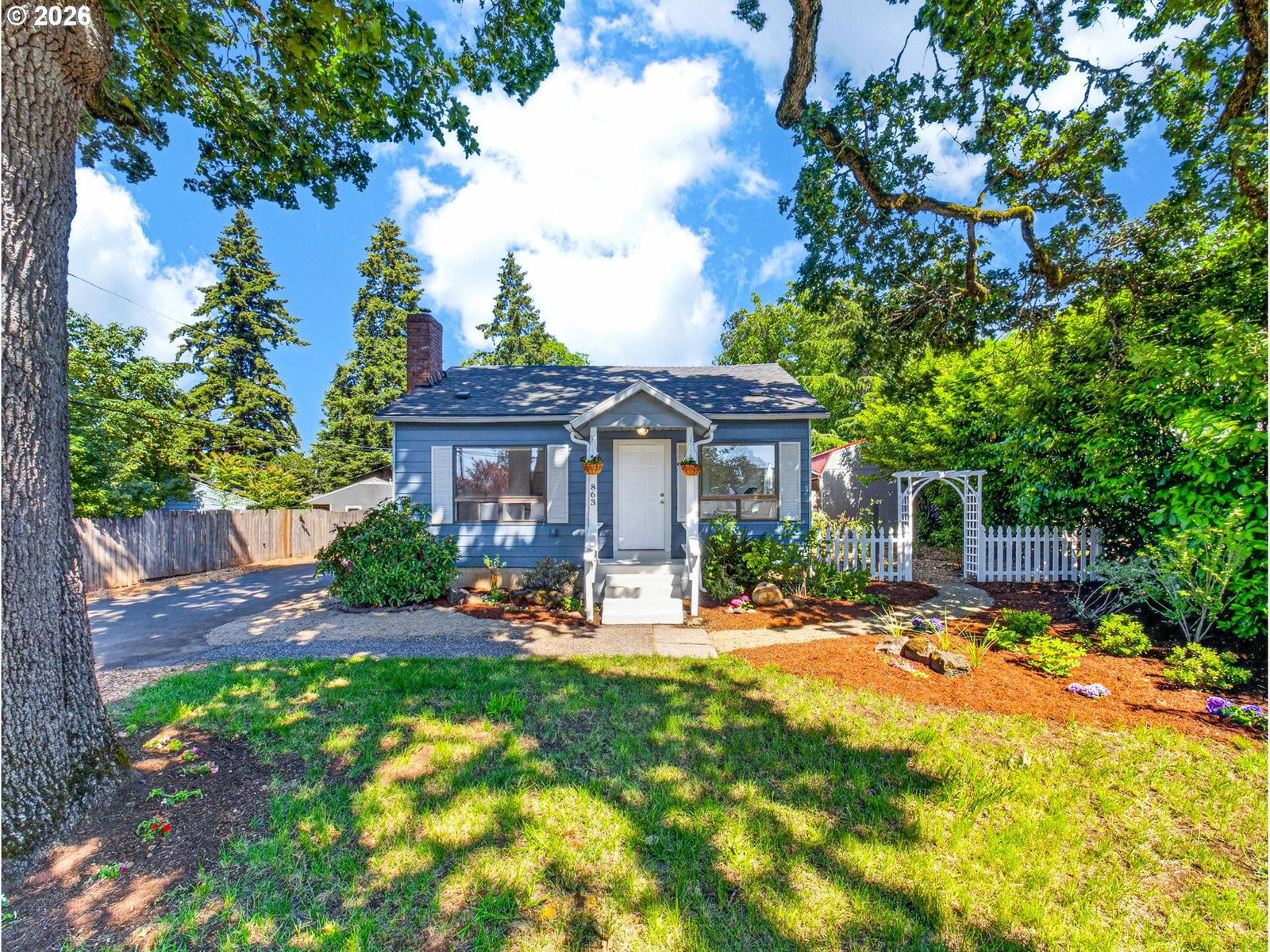 Primary listing photo, 863 LINN AVE, Oregon City, OR, 97045