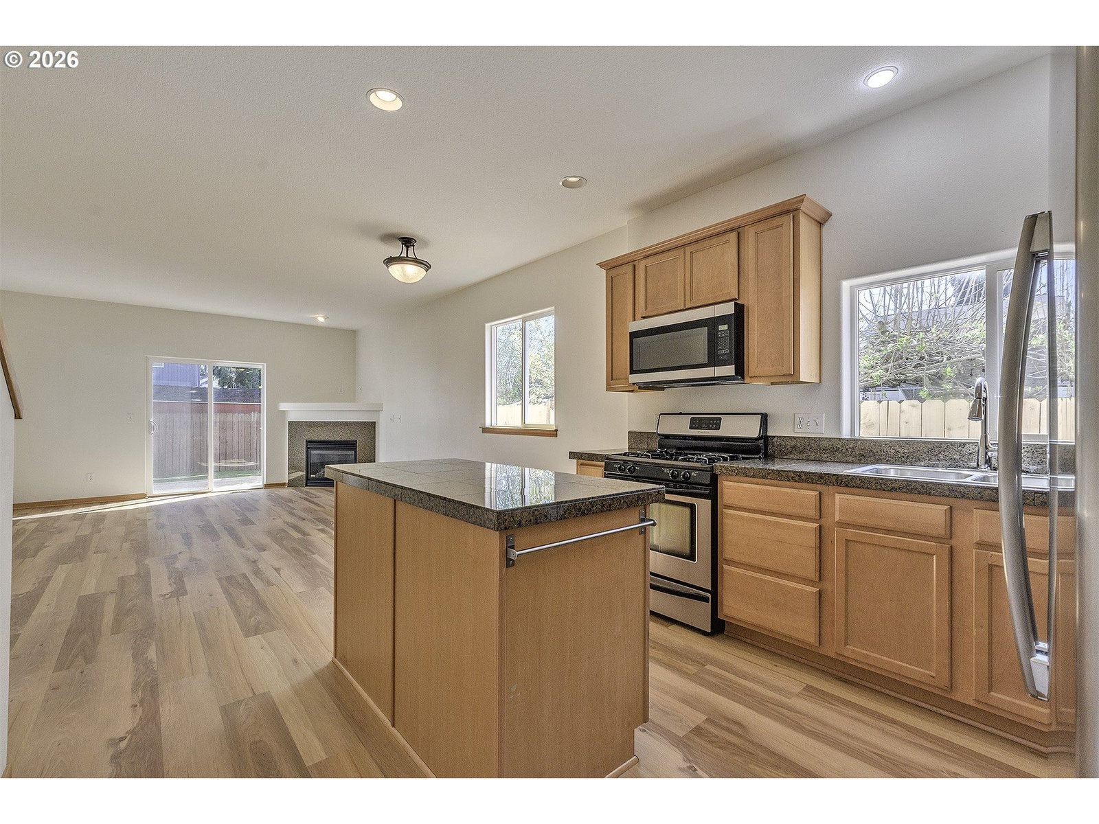 Listing photo 4 of 26, 8806 N FISKE AVE, Portland, OR, 97203