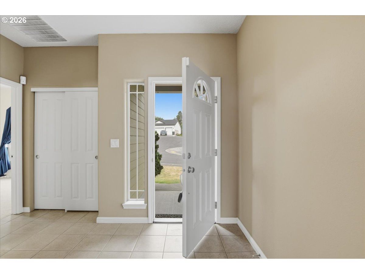 Listing photo 5 of 39, 7209 NE 65TH ST, Vancouver, WA, 98662