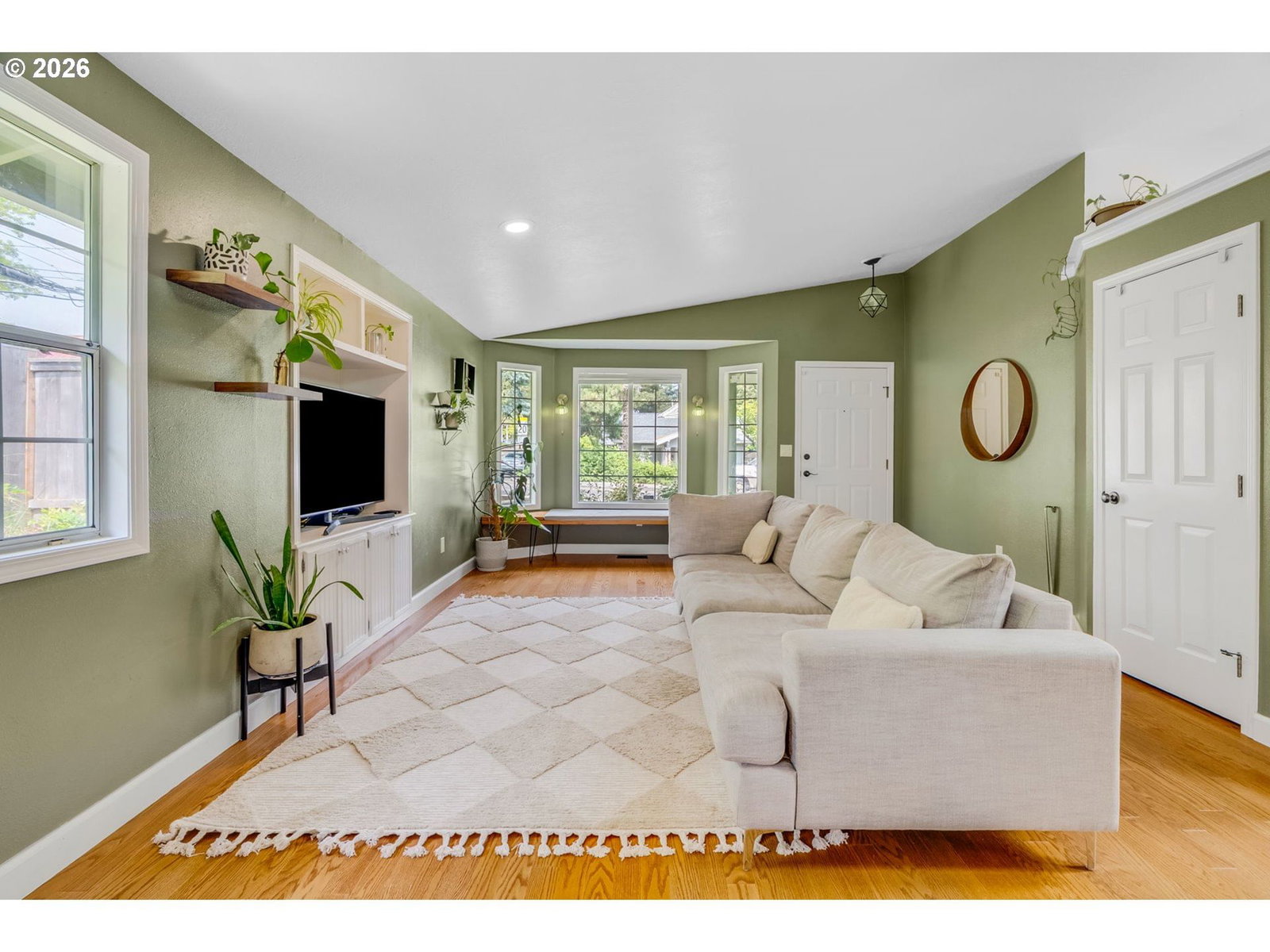 Listing photo 5 of 45, 1634 SW Spring Garden ST, Portland, OR, 97219