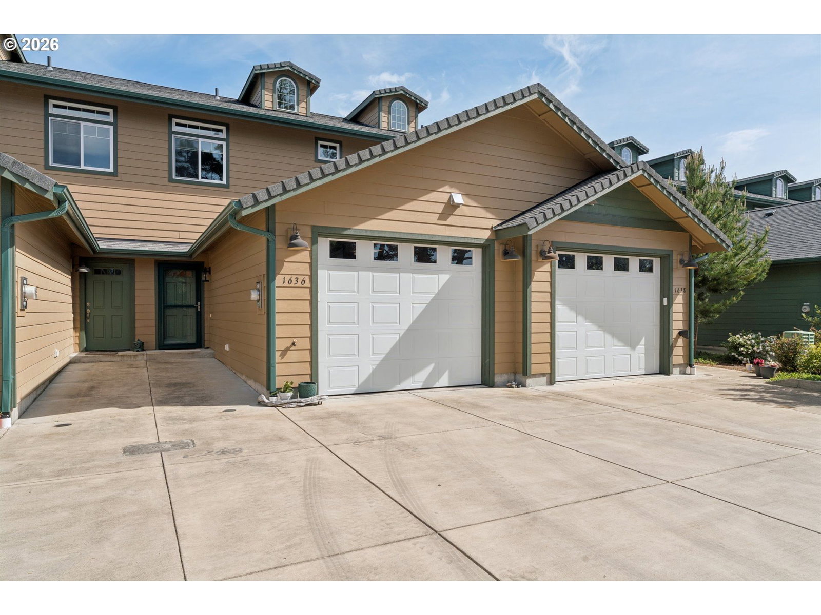 Primary listing photo, 1636 32ND ST, Florence, OR, 97439