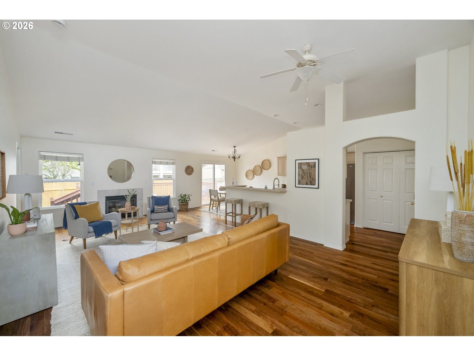 Listing photo 5 of 40, 17001 SE 6TH ST, Vancouver, WA, 98684