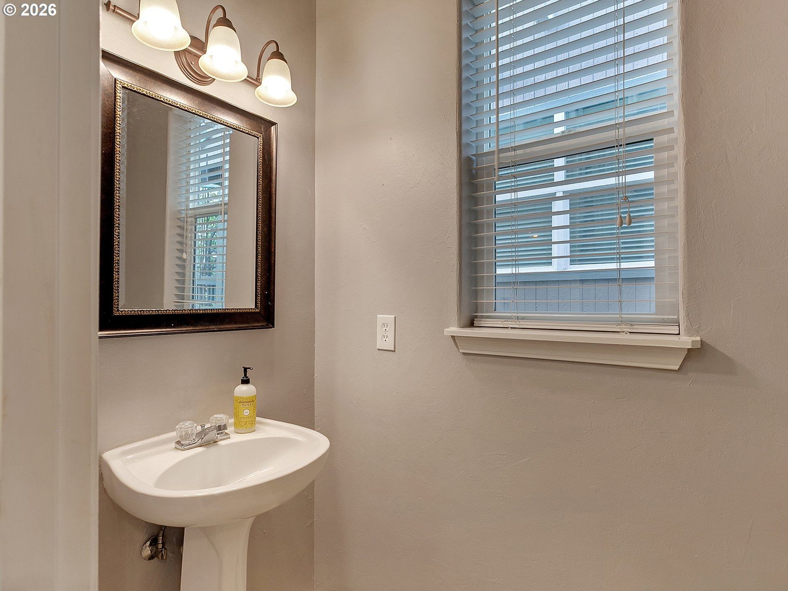 Listing photo 5 of 29, 21315 SW LADYFERN DR, Sherwood, OR, 97140