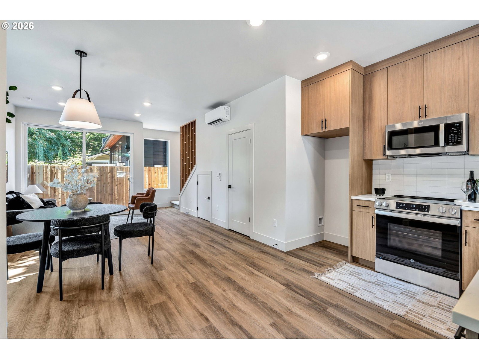 Listing photo 5 of 31, 4495 SE DIVISION ST, Portland, OR, 97215