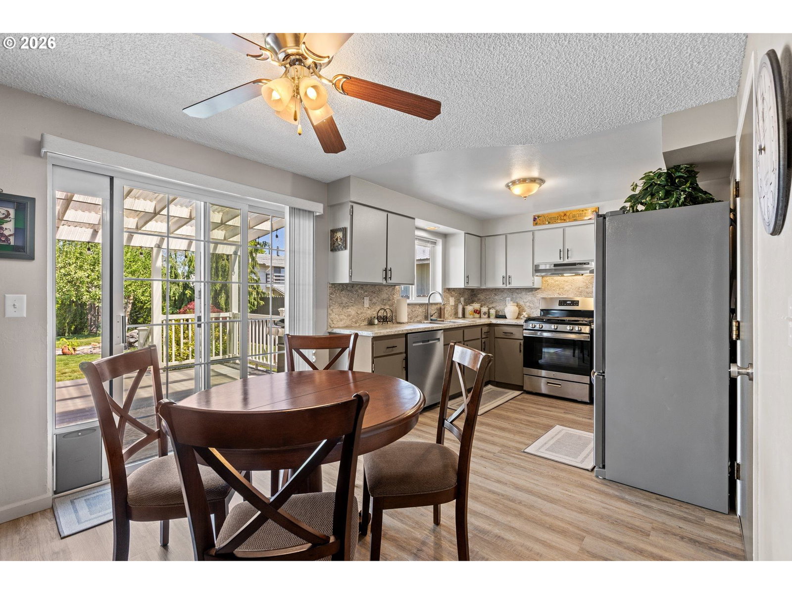 Listing photo 5 of 20, 105 POLK AVE, La Grande, OR, 97850