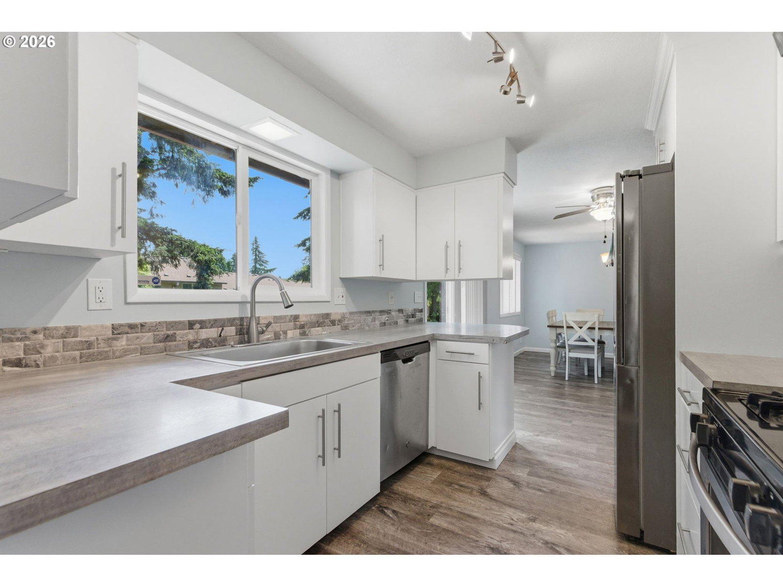 Listing photo 4 of 41, 110 NE 157TH AVE, Portland, OR, 97230