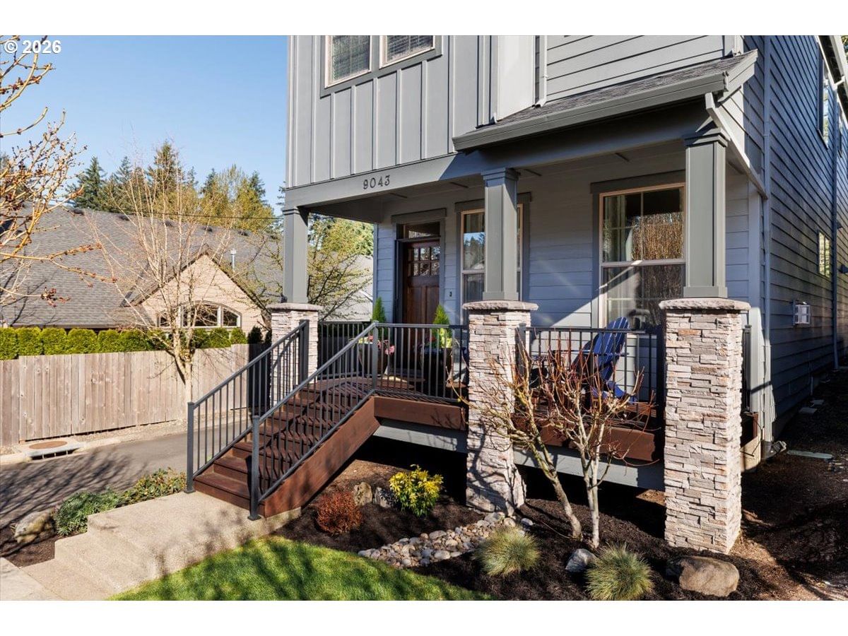 Listing photo 5 of 43, 9043 SW WEST HAVEN DR, Portland, OR, 97225