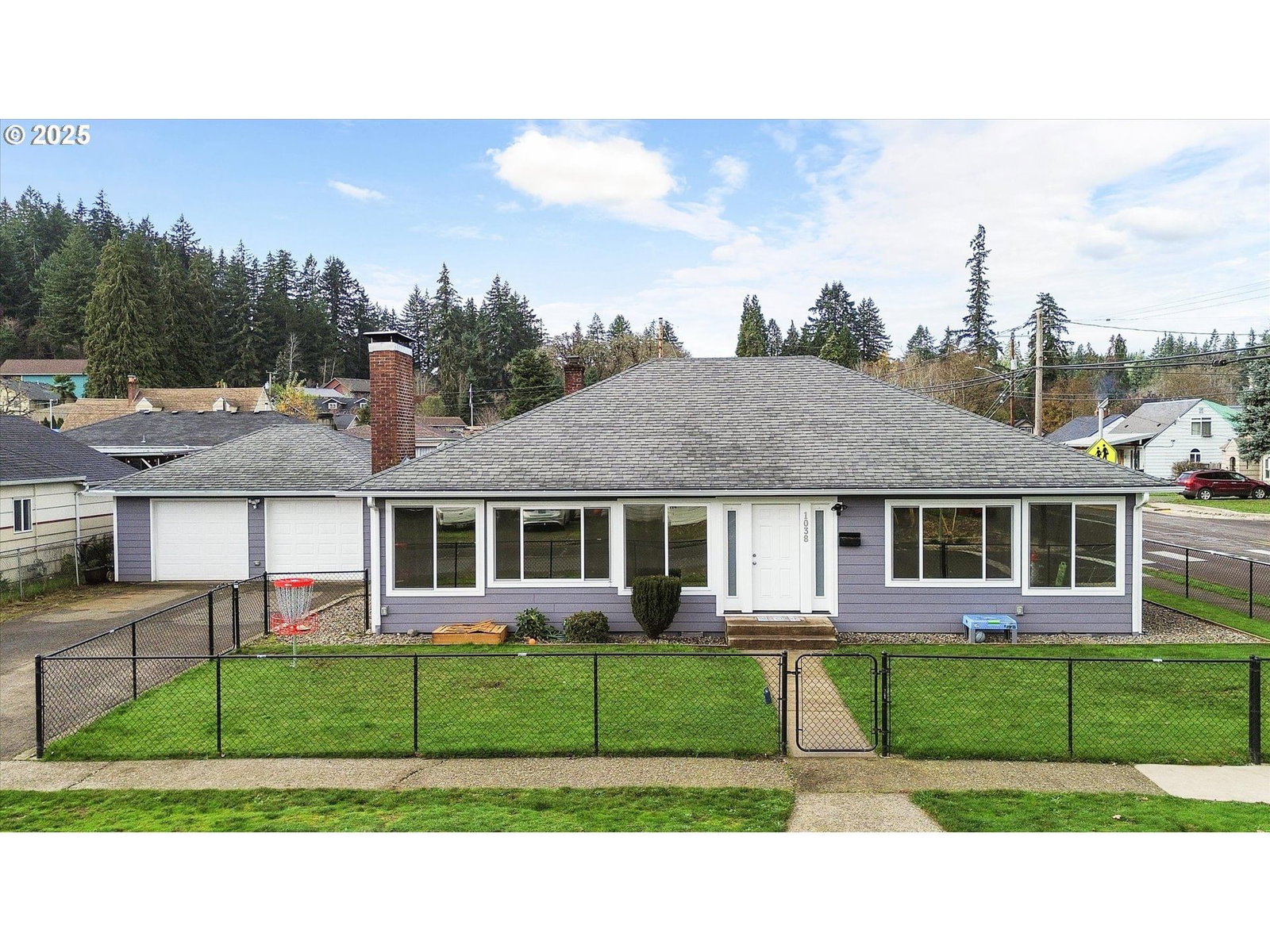 Primary listing photo, 1038 3RD AVE, Sweet Home, OR, 97386