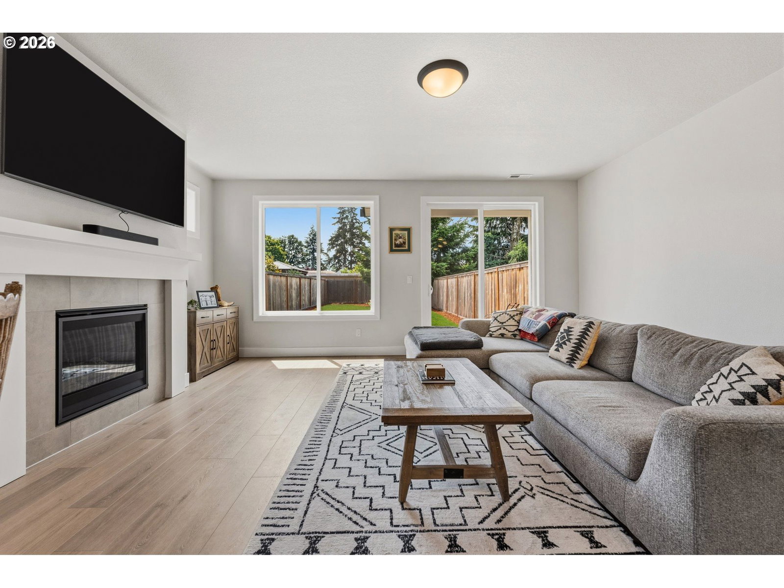 Listing photo 4 of 40, 2414 SE MAYBROOK LN, Milwaukie, OR, 97222