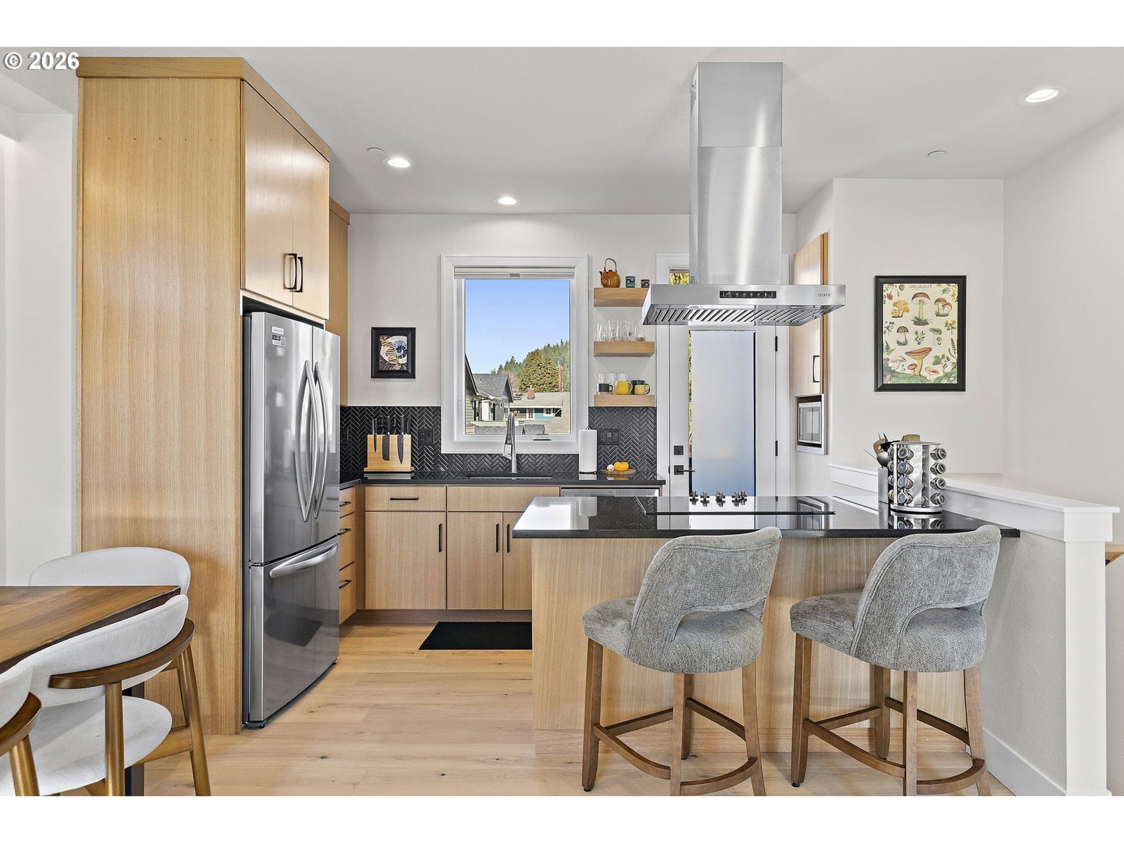 Listing photo 5 of 48, 6900 SE Brooklyn ST, Portland, OR, 97206