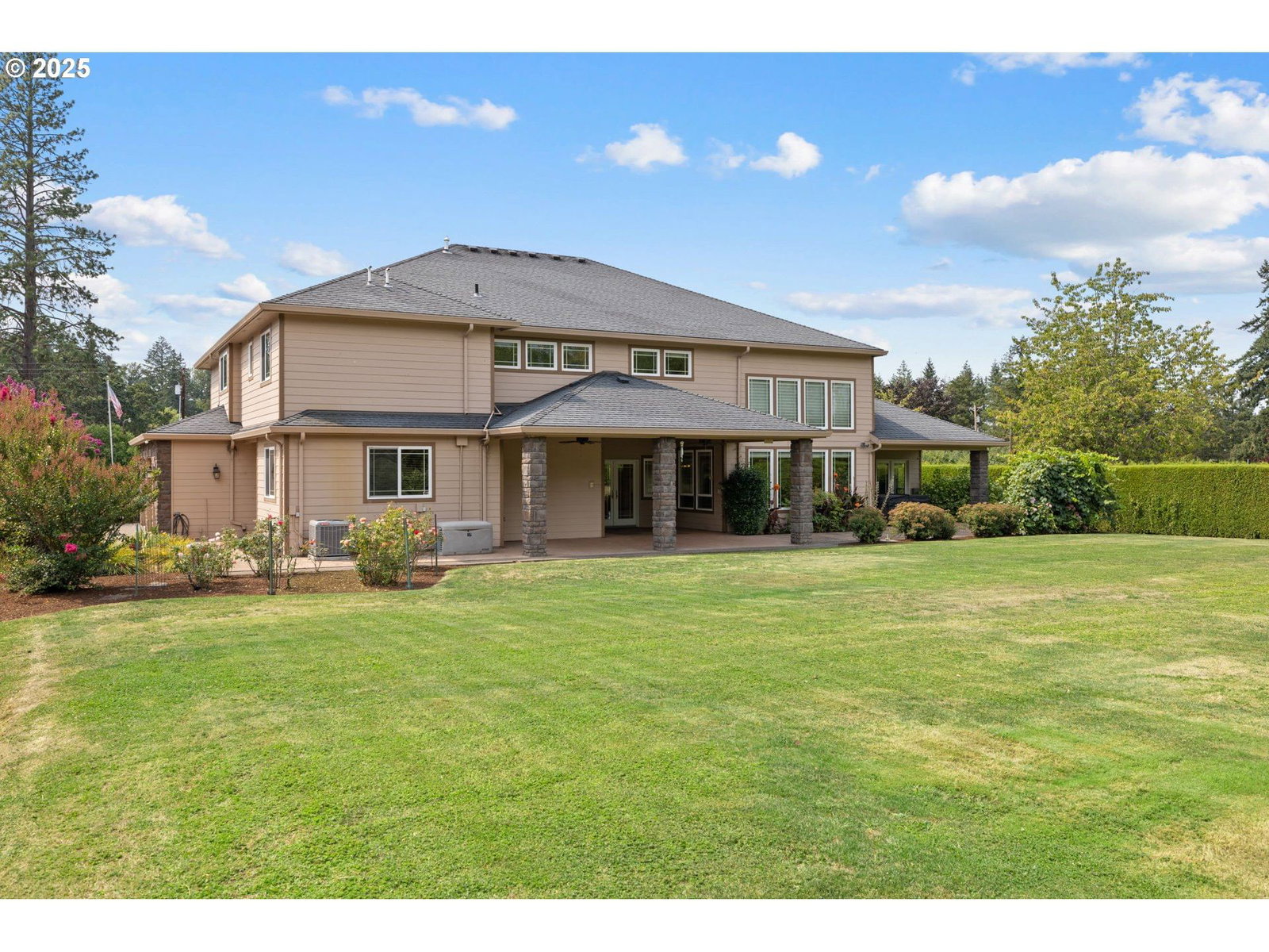 Listing photo 4 of 39, 26684 FISH RD, Mulino, OR, 97042