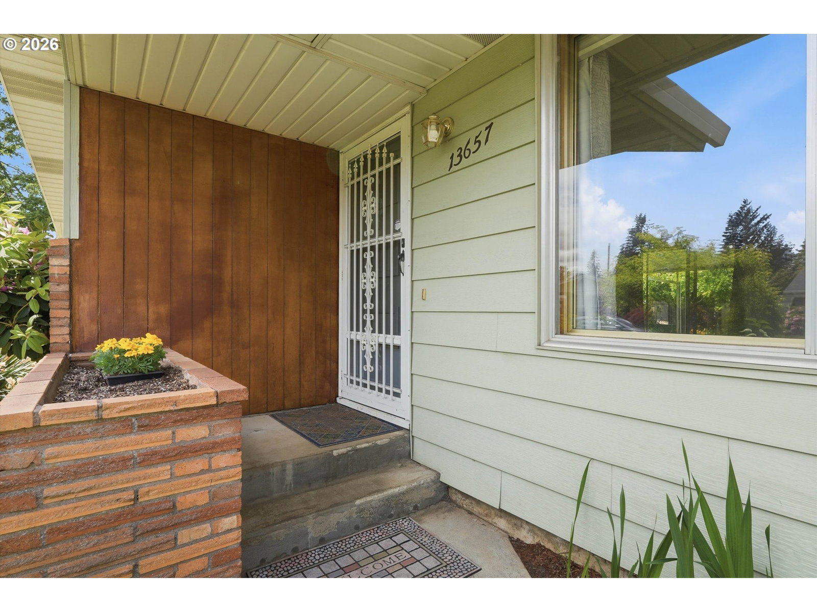 Listing photo 5 of 39, 13657 SE SHERMAN DR, Portland, OR, 97233