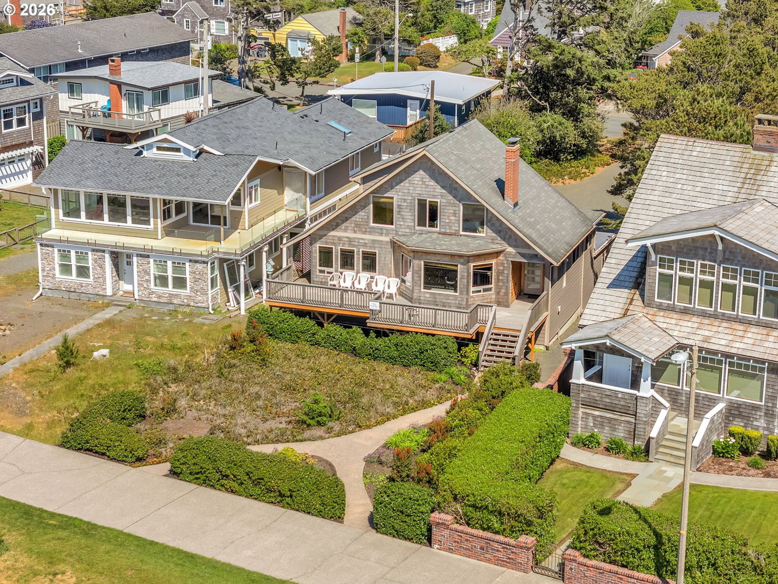 Listing photo 1 of 6