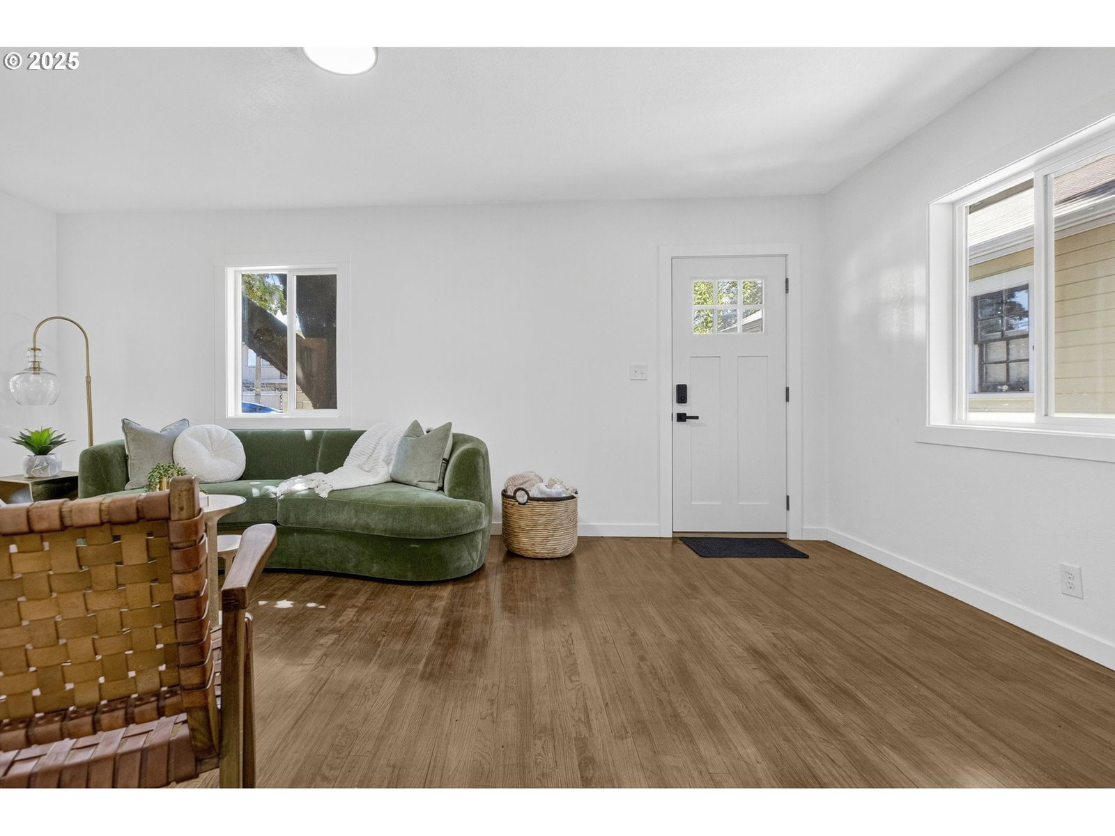 Listing photo 4 of 43, 461 BLAIR BLVD, Eugene, OR, 97402