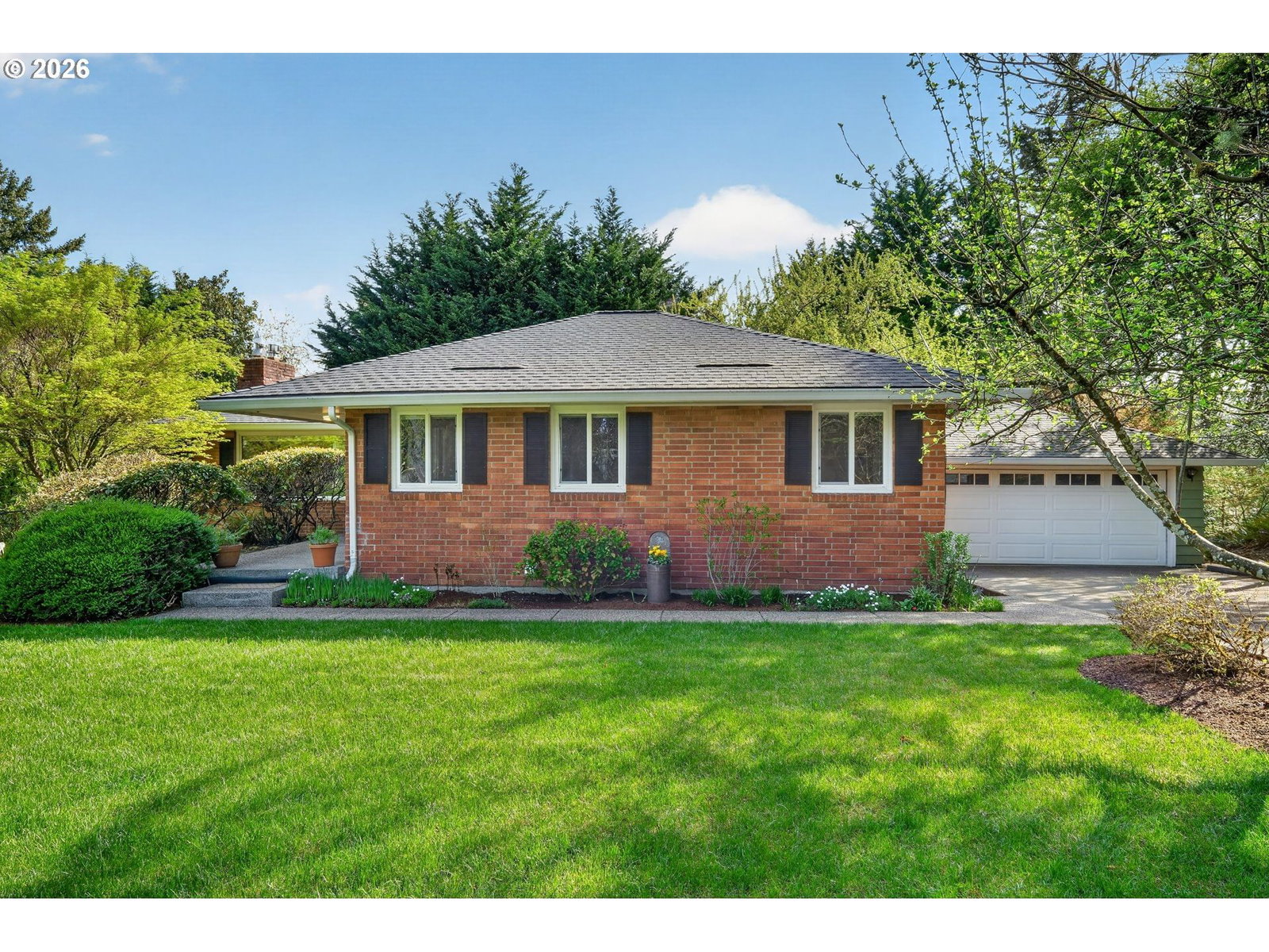 Listing photo 4 of 48, 1620 SW MAPLECREST DR, Portland, OR, 97219