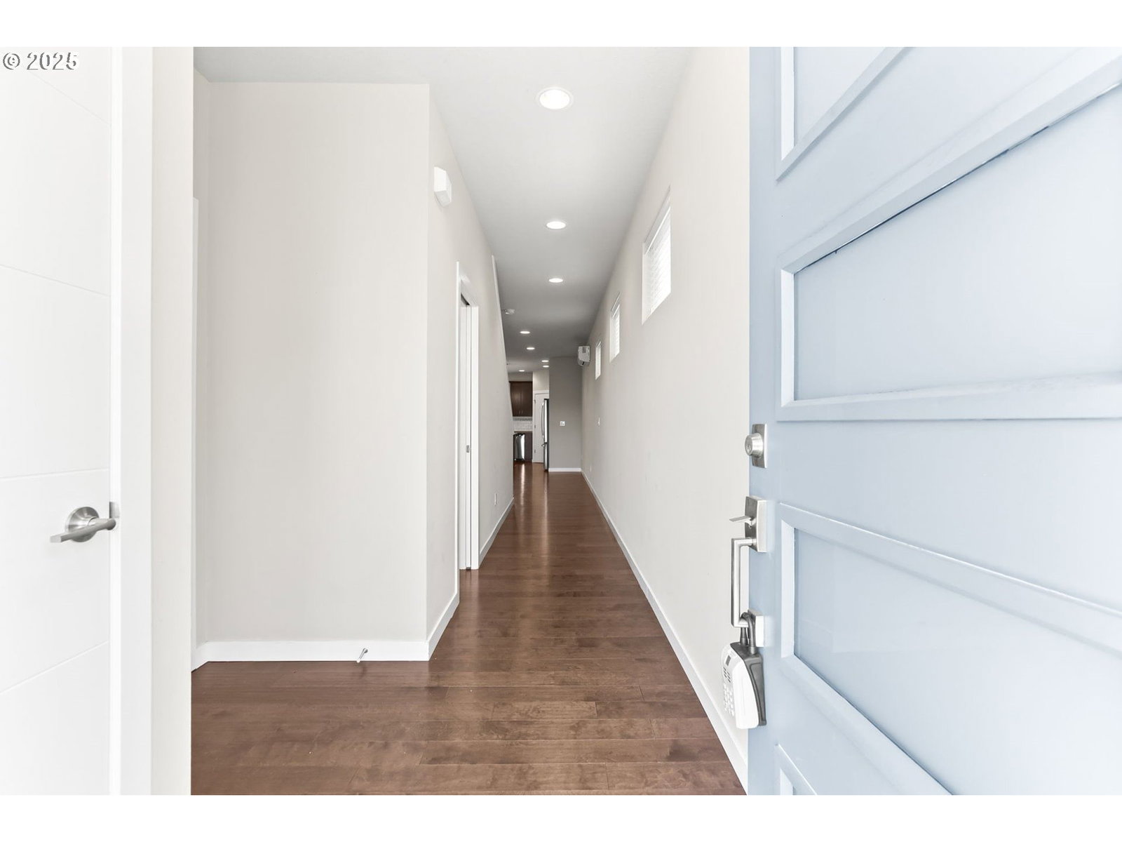 Listing photo 4 of 36, 782 NW Pebblestone LN, Beaverton, OR, 97006