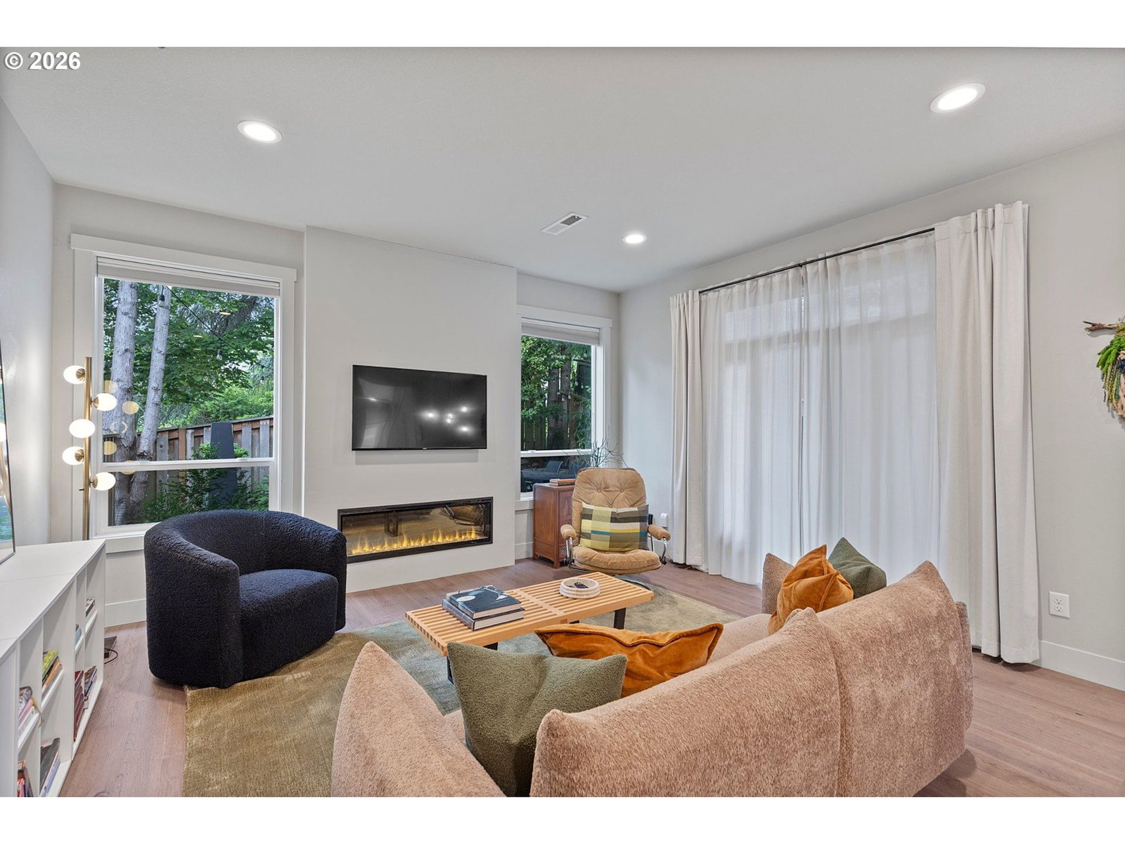 Listing photo 5 of 29, 6207 SW 21ST AVE, Portland, OR, 97239