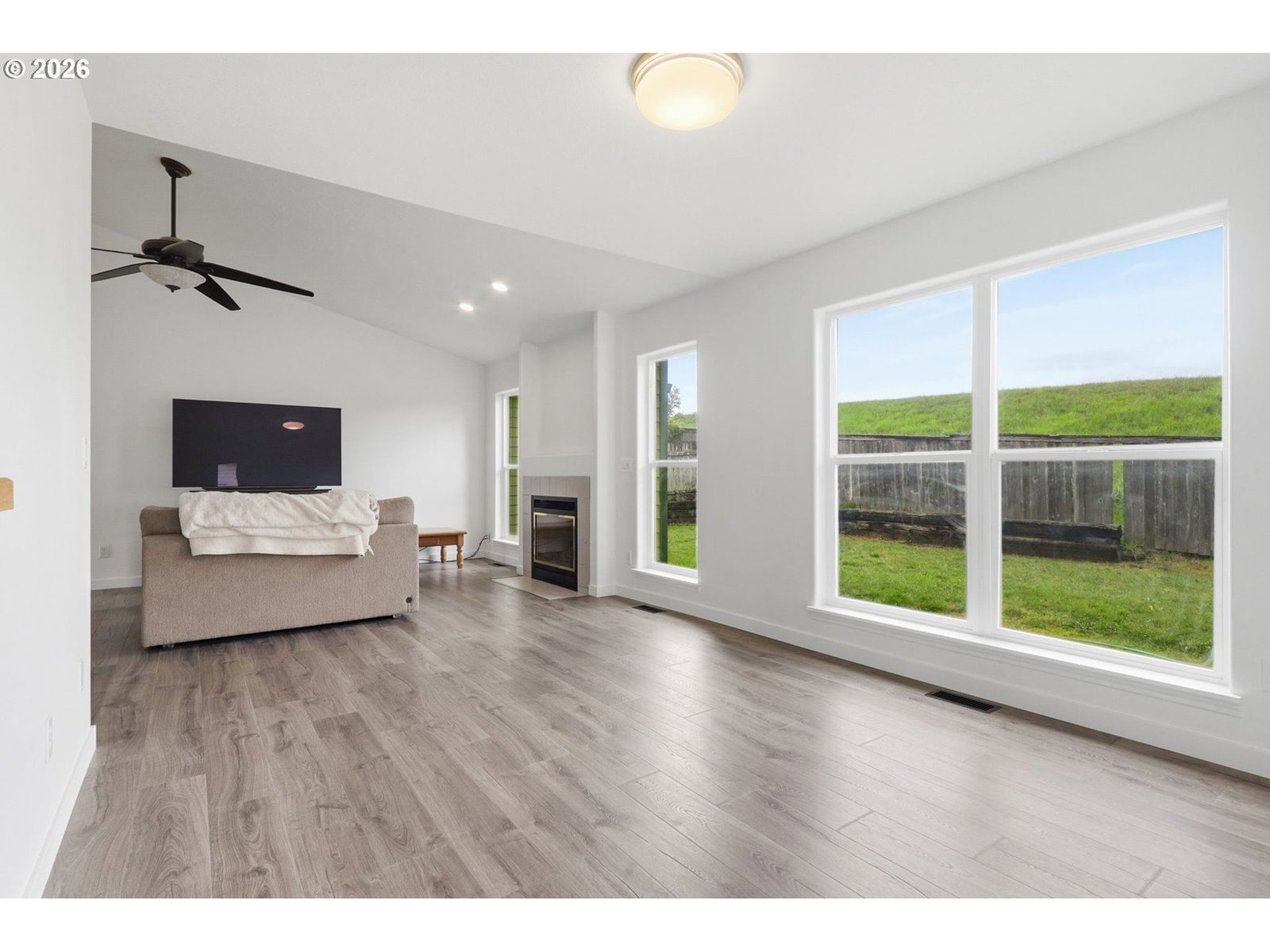 Listing photo 5 of 22, 5535 NW JACKSON ST, Camas, WA, 98607