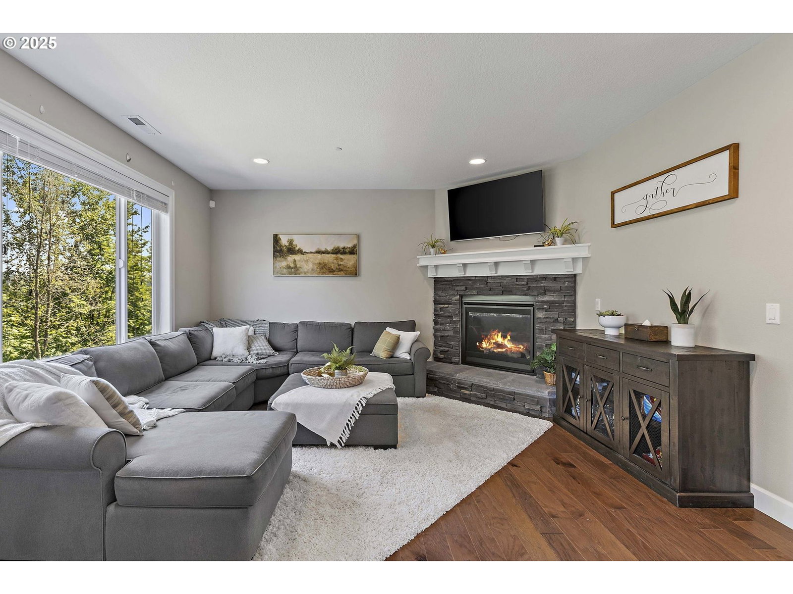 Listing photo 5 of 46, 3096 NW PARKHURST TER, Portland, OR, 97229