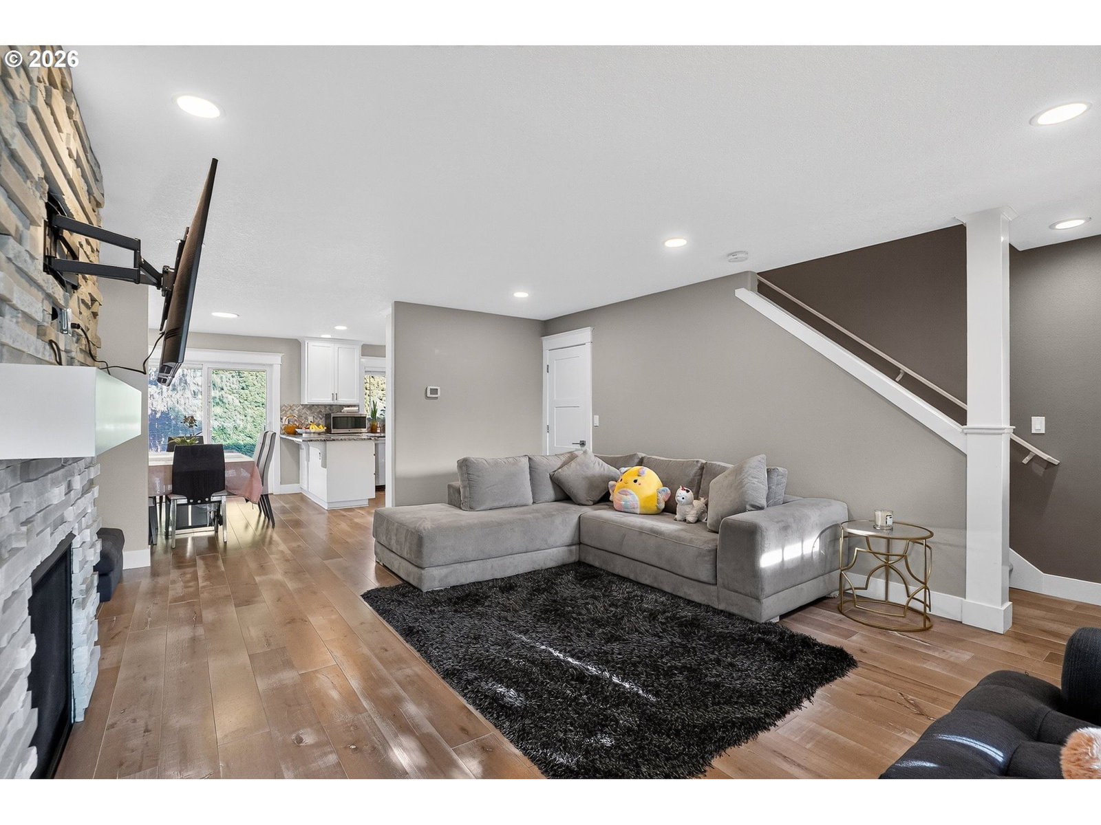 Listing photo 5 of 30, 2701 SW LATOURELL PL, Troutdale, OR, 97060