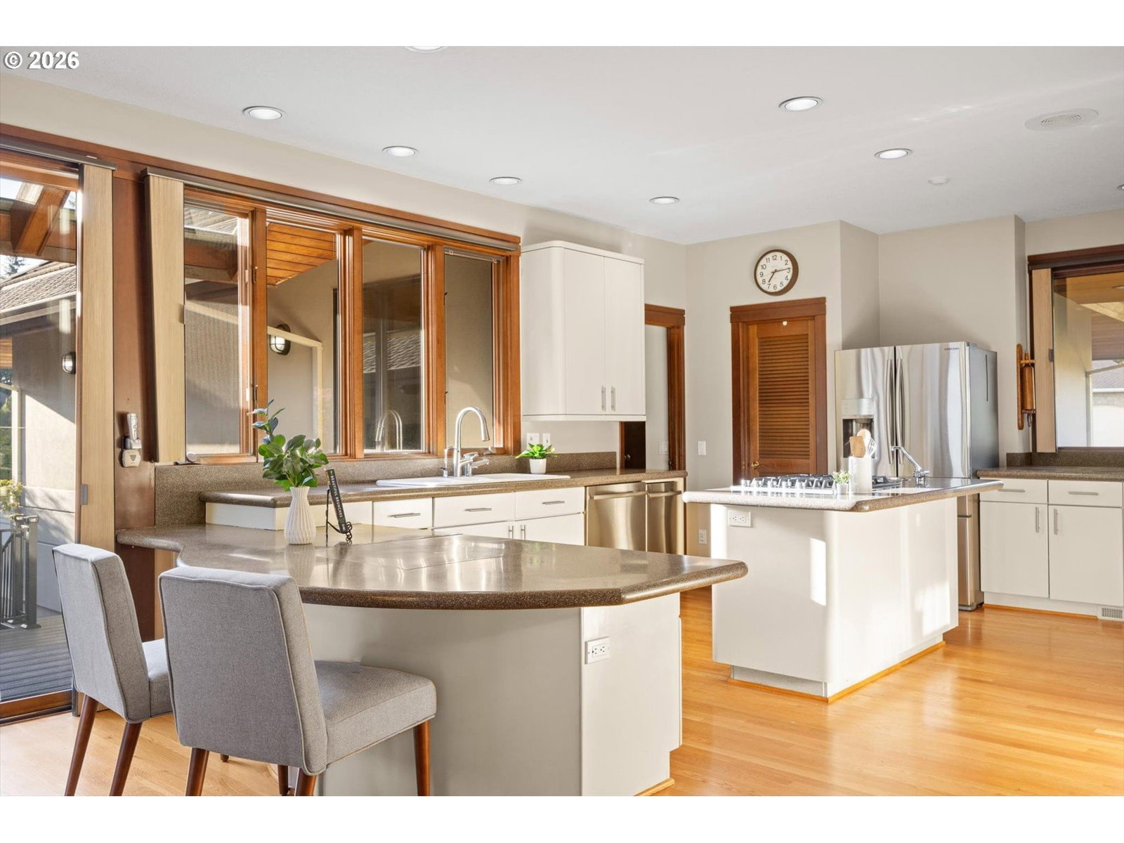 Listing photo 4 of 48, 11220 NW RIDGE RD, Portland, OR, 97229
