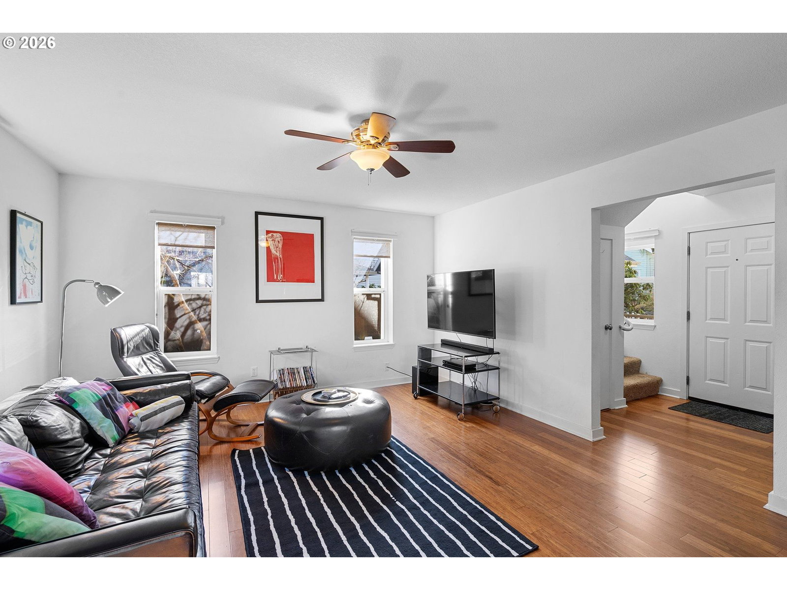 Listing photo 5 of 21, 837 NE ROSELAWN ST, Portland, OR, 97211