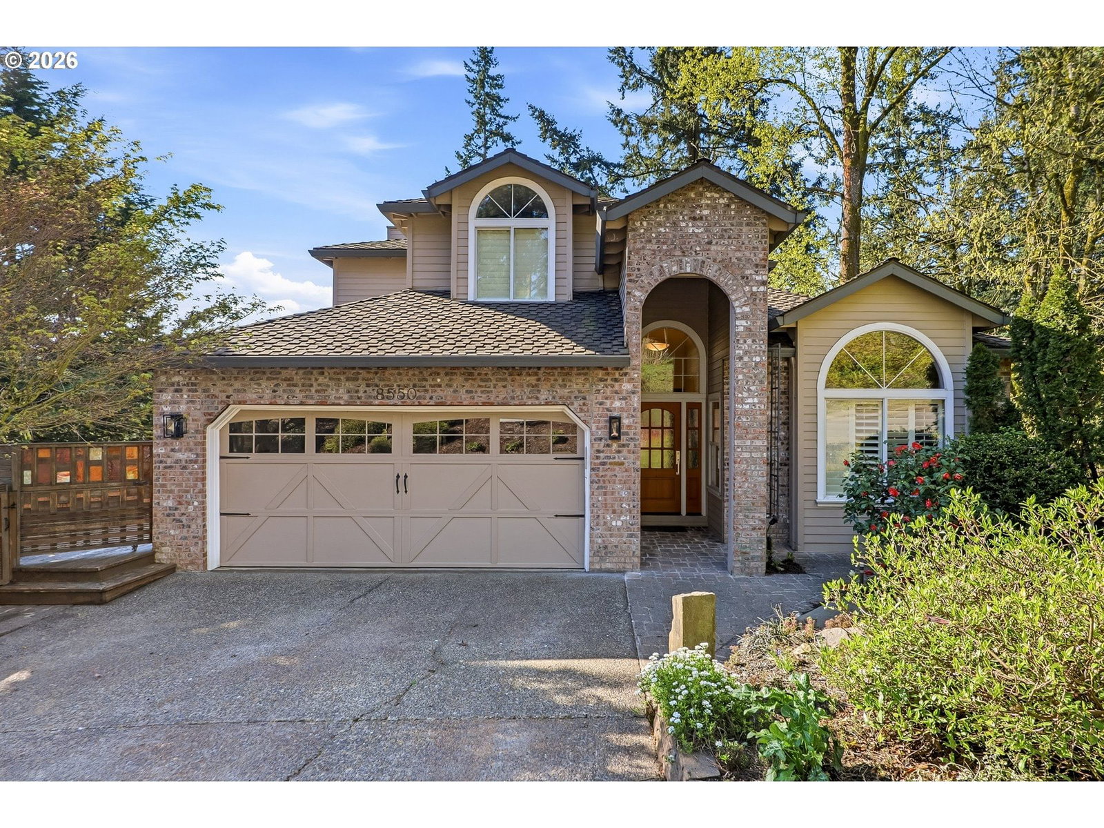 8550 SW ROGUE LN